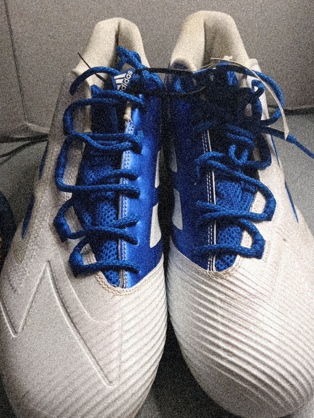 adidas Men’s Blue and White Athletic Soccer Shoes US SZ 18